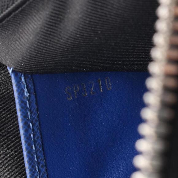 LOUIS VUITTON Blue Leather Wallet - Picture 5 of 6